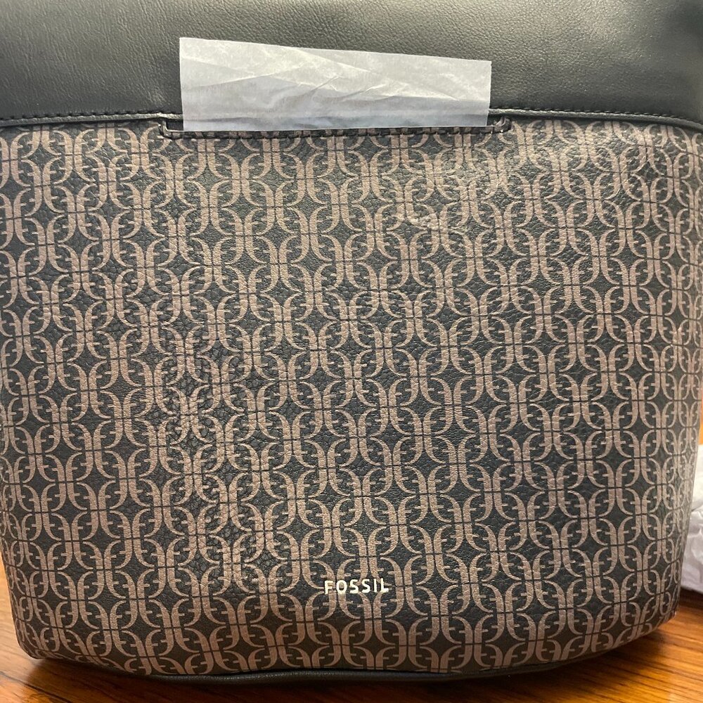 NEW FOSSIL Purse . - Picture 4 of 12